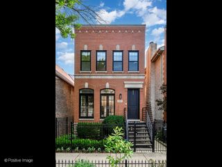 2227 W Medill Avenue, Chicago, IL 60647
