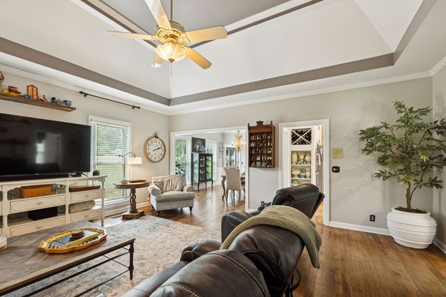 1009 Mystic Streams Dr, Mount Juliet, TN 37122