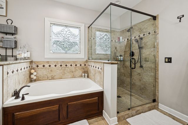 1009 Mystic Streams Dr, Mount Juliet, TN 37122