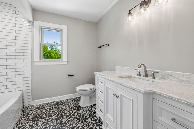 1009 Mystic Streams Dr, Mount Juliet, TN 37122