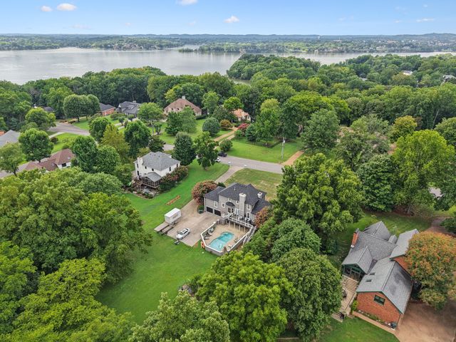 1009 Mystic Streams Dr, Mount Juliet, TN 37122
