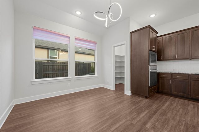 60 Rancho TRL, Georgetown, TX 78628