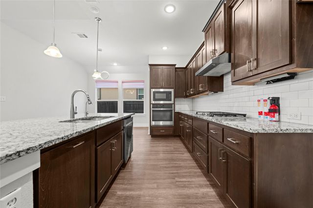 60 Rancho TRL, Georgetown, TX 78628