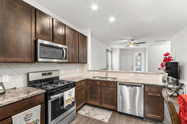 4314 Mcgregor Bluff Lane, Conroe, TX 77304