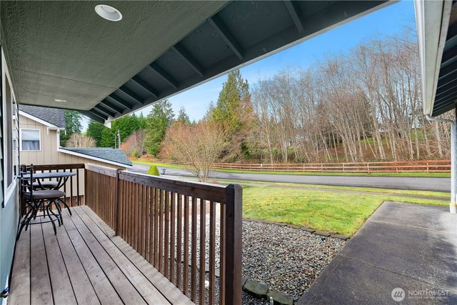 109 Blossom Lane, Elma, WA 98541