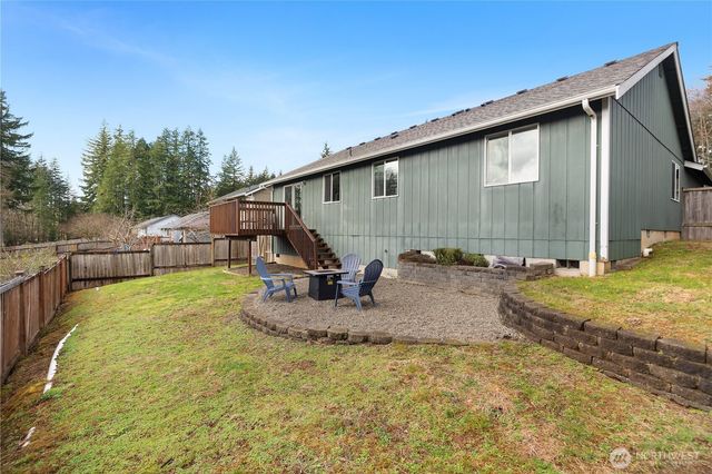 109 Blossom Lane, Elma, WA 98541