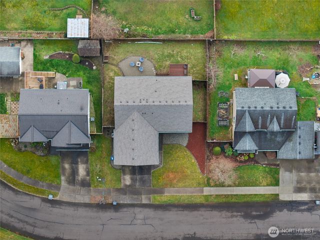 109 Blossom Lane, Elma, WA 98541