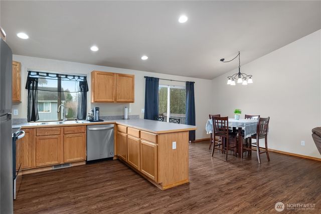 109 Blossom Lane, Elma, WA 98541