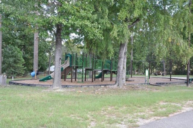 10740 Royal York Drive, Conroe, TX 77303