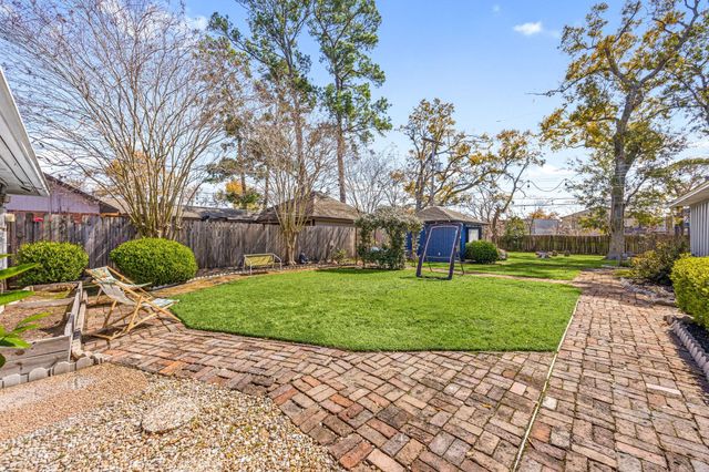 4819 Chantilly Lane, Houston, TX 77092