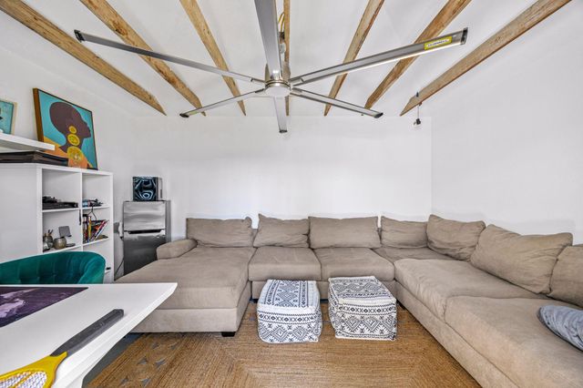 4819 Chantilly Lane, Houston, TX 77092