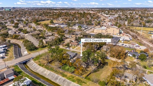 4819 Chantilly Lane, Houston, TX 77092