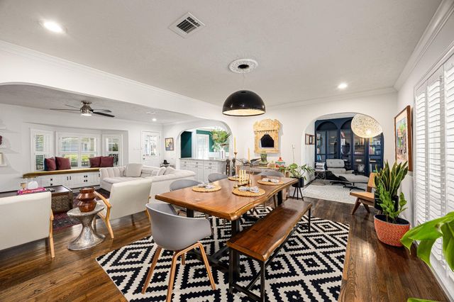 4819 Chantilly Lane, Houston, TX 77092