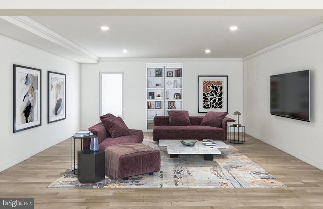 2934 GLOVER DR NW, Washington, DC 20016