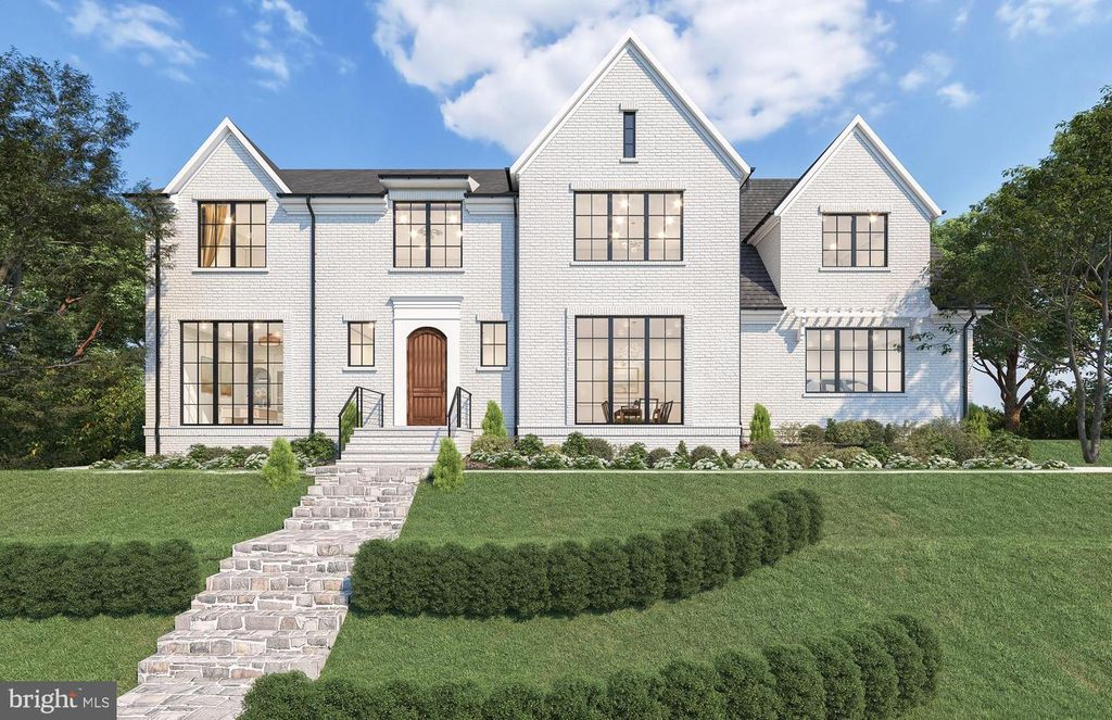 2934 GLOVER DR NW, Washington, DC 20016