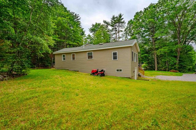 3421 River Road, Bridgewater, NH 03264