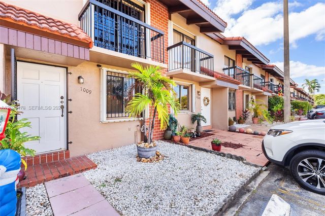 1911 SW 107th Ave 1009, Miami, FL 33165