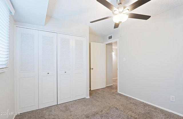 1675 W HAZELWOOD Street, Phoenix, AZ 85015