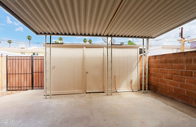1675 W HAZELWOOD Street, Phoenix, AZ 85015