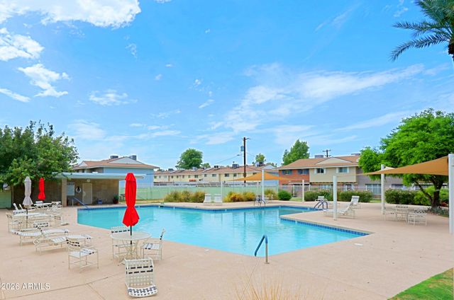 1675 W HAZELWOOD Street, Phoenix, AZ 85015