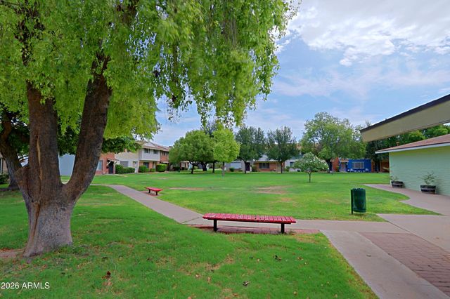 1675 W HAZELWOOD Street, Phoenix, AZ 85015