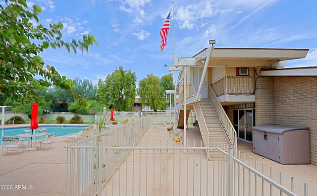 1675 W HAZELWOOD Street, Phoenix, AZ 85015