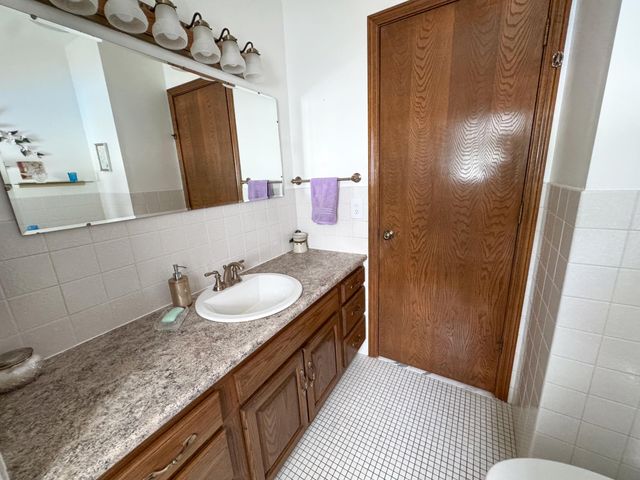 2304 Columbus Avenue, Muskegon, MI 49441