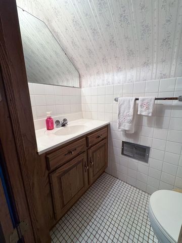 2304 Columbus Avenue, Muskegon, MI 49441