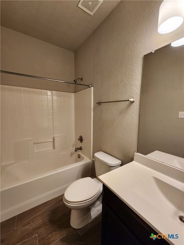 549 Creekside Forest, New Braunfels, TX 78130