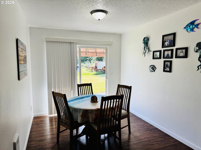 303 N Hwy 101, Gearhart, OR 97138