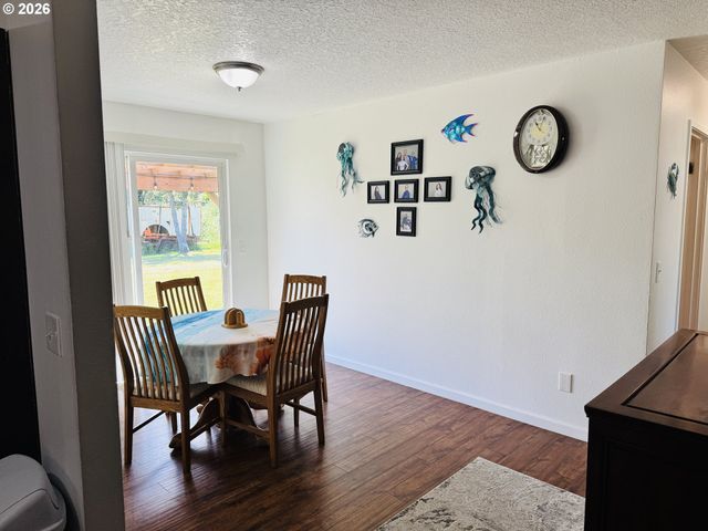 303 N Hwy 101, Gearhart, OR 97138