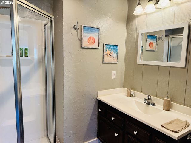 303 N Hwy 101, Gearhart, OR 97138