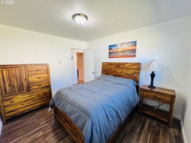 303 N Hwy 101, Gearhart, OR 97138