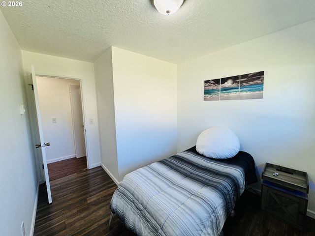 303 N Hwy 101, Gearhart, OR 97138