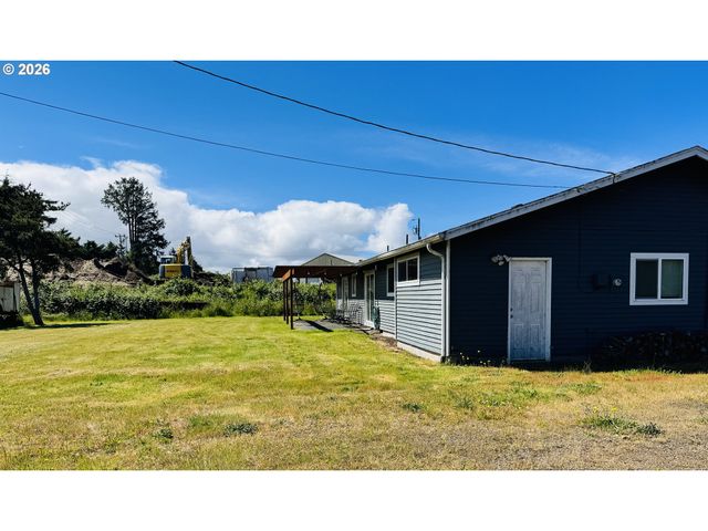 303 N Hwy 101, Gearhart, OR 97138