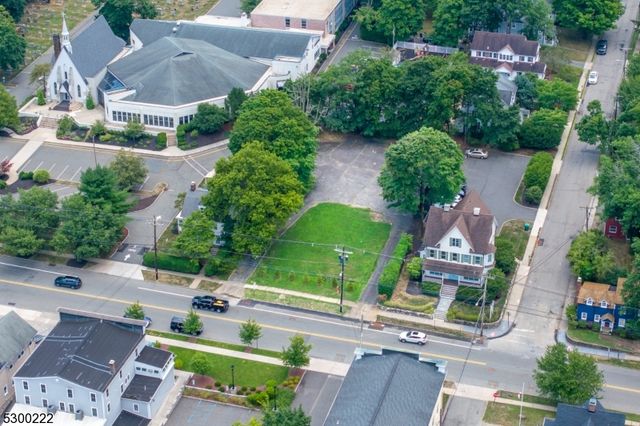 12 W Main St, Mendham Boro, NJ 07945