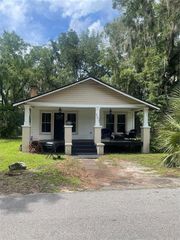 903 NW 6TH AVENUE, Gainesville, FL 32601