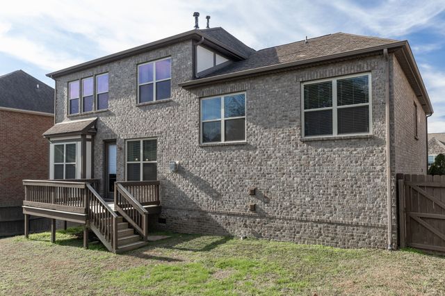 4120 Stone Hall Blvd, Hermitage, TN 37076