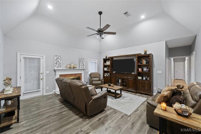 1852 Wentworth Drive, Montgomery, AL 36106