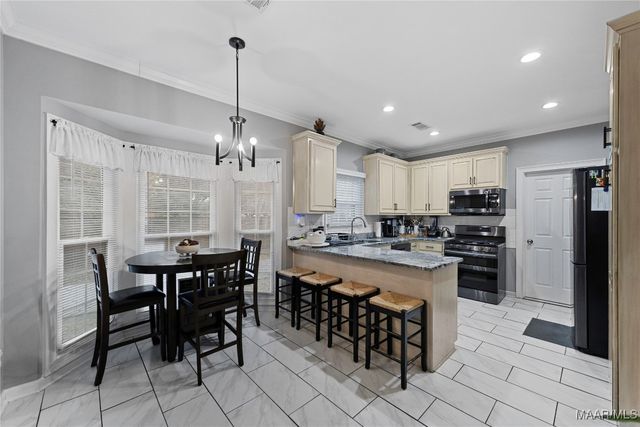 1852 Wentworth Drive, Montgomery, AL 36106