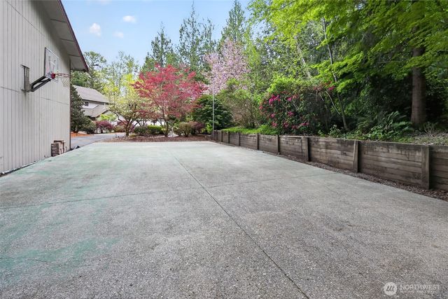 24520 NE 196th, Woodinville, WA 98077