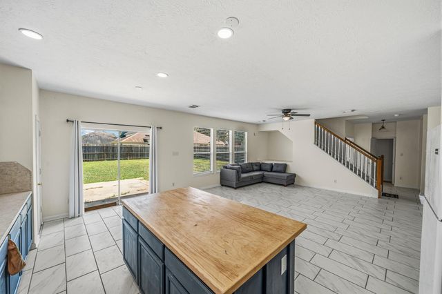 9641 Weldridge Drive, Sugar Land, TX 77498