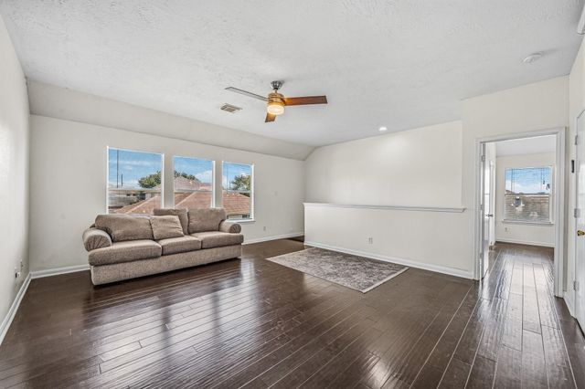 9641 Weldridge Drive, Sugar Land, TX 77498
