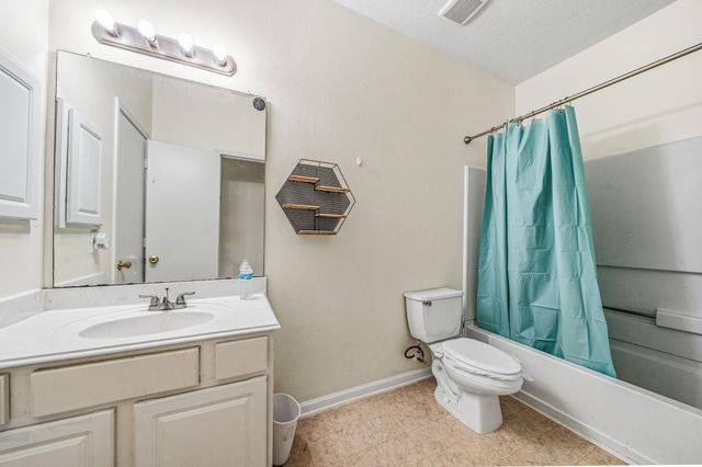 9641 Weldridge Drive, Sugar Land, TX 77498