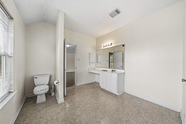 9641 Weldridge Drive, Sugar Land, TX 77498