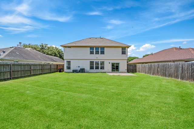 9641 Weldridge Drive, Sugar Land, TX 77498