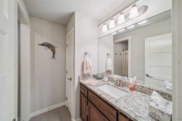 1108 Colhurst Lane, Claremore, OK 74019