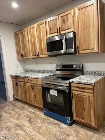 1254 Main Street, Follansbee, WV 26037