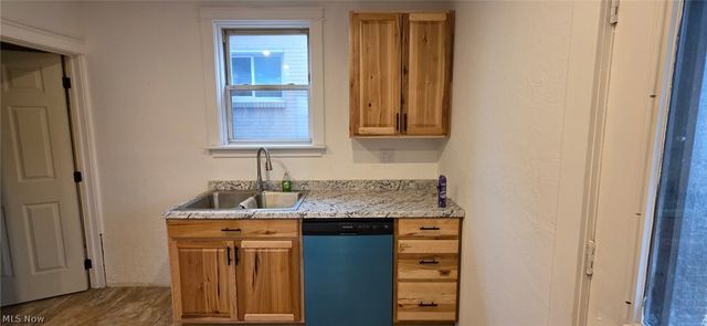 1254 Main Street, Follansbee, WV 26037