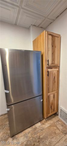 1254 Main Street, Follansbee, WV 26037